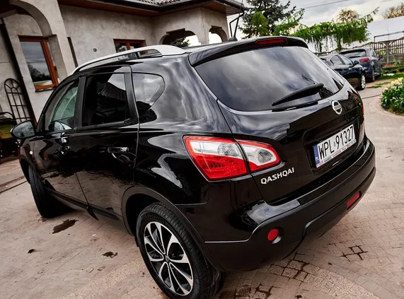 samochody osobowe Nissan Qashqai cena 36900 przebieg: 198000, rok produkcji 2011 z Stopnica